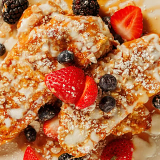 Strawberry Haute Cakes